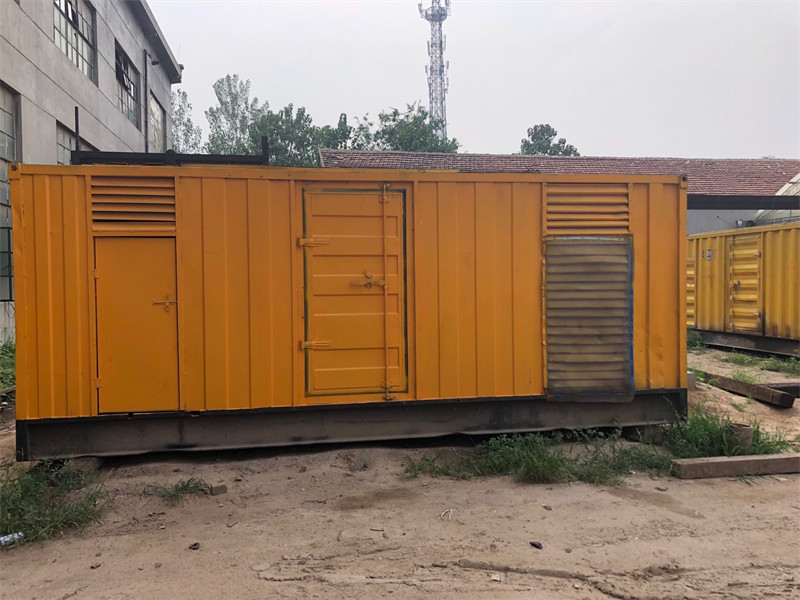 湖里发电机出租进行负载测试时，电瓶电量不足的具体判断标准是什么？